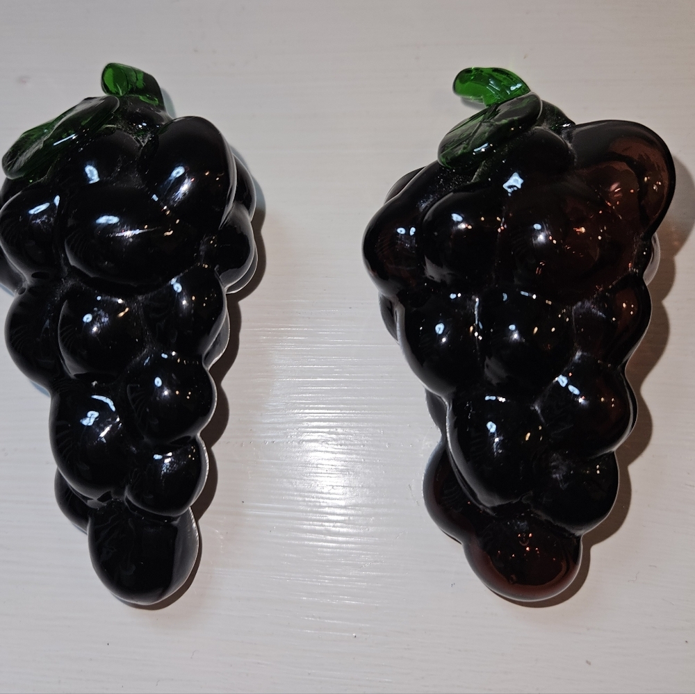 Vintage 1970s Glass Graoe Fruit Decor Handblown